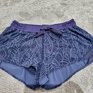Lululemon Hotty hot shorts